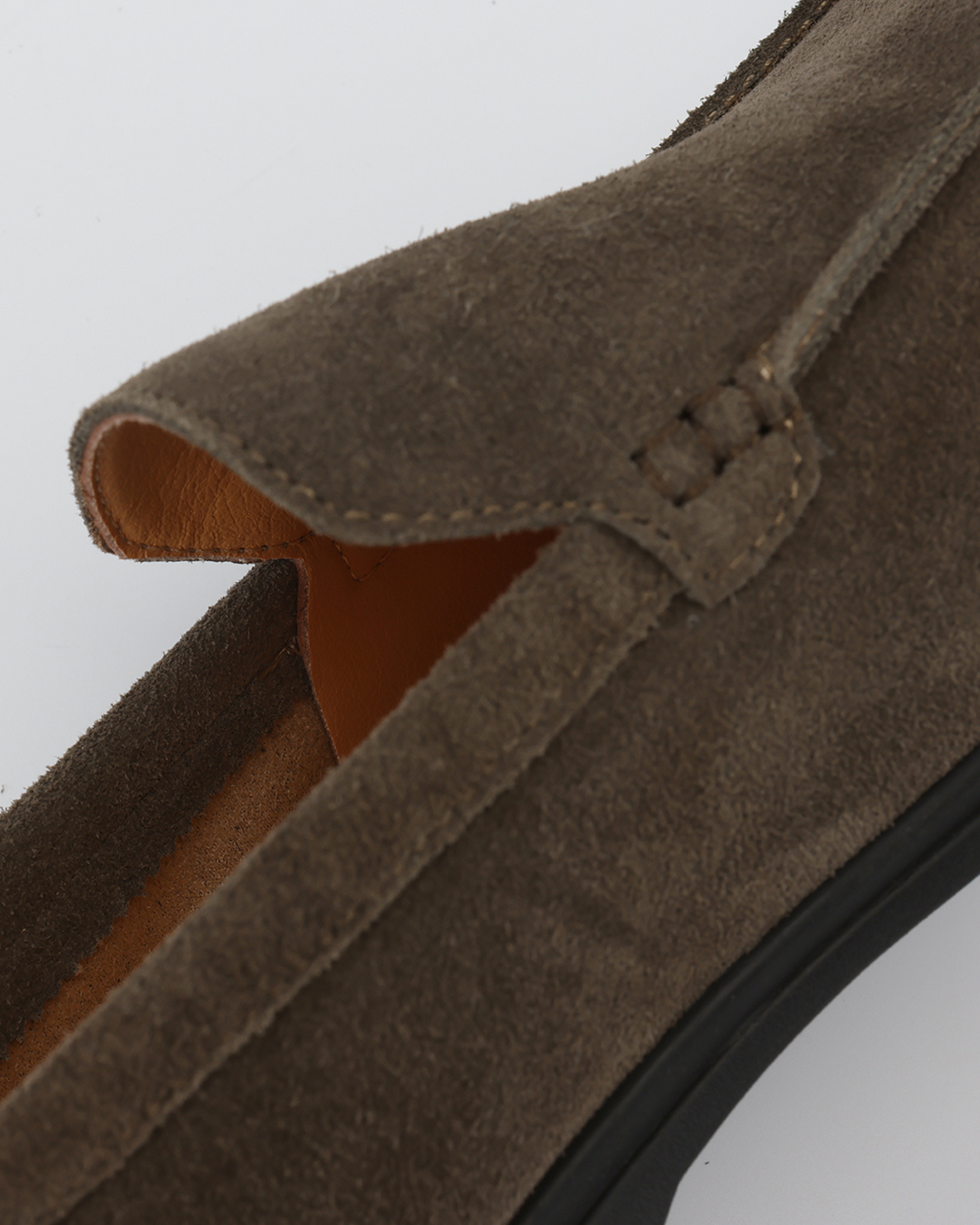 Mocassins de Camurça Premium - Sola Preta